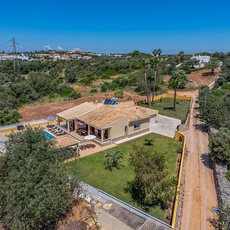 וילה Monte Velho